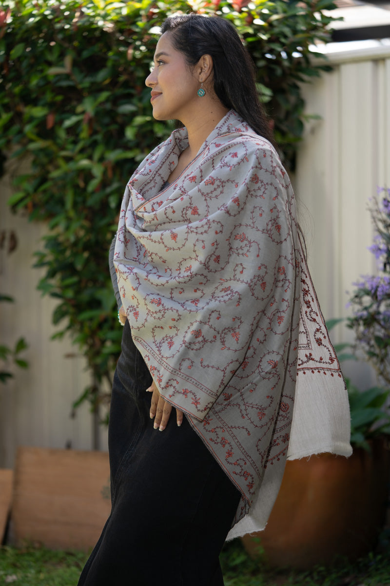 Light Embroidered Pashmina Shawl - Himalayas Shop