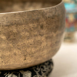 Thadobati Singing Bowl (Lower E3 & Higher B4) for chakra healing