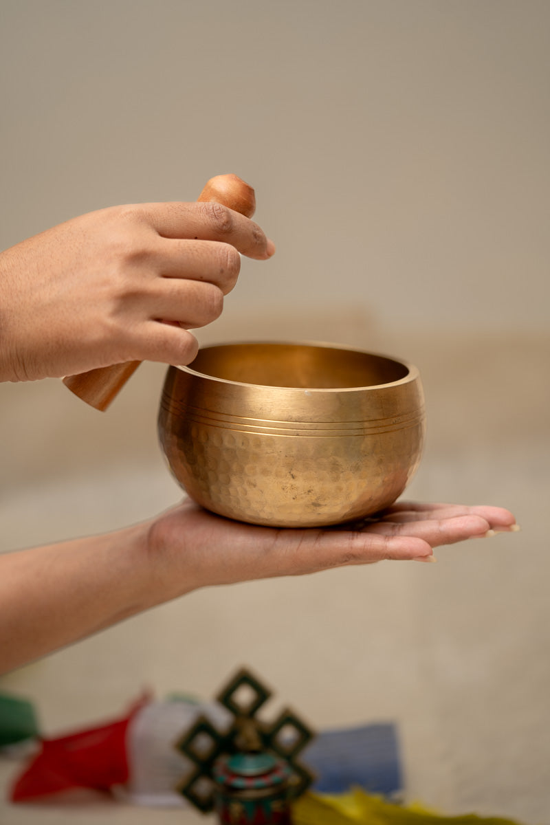 Lingam Singing Bowl