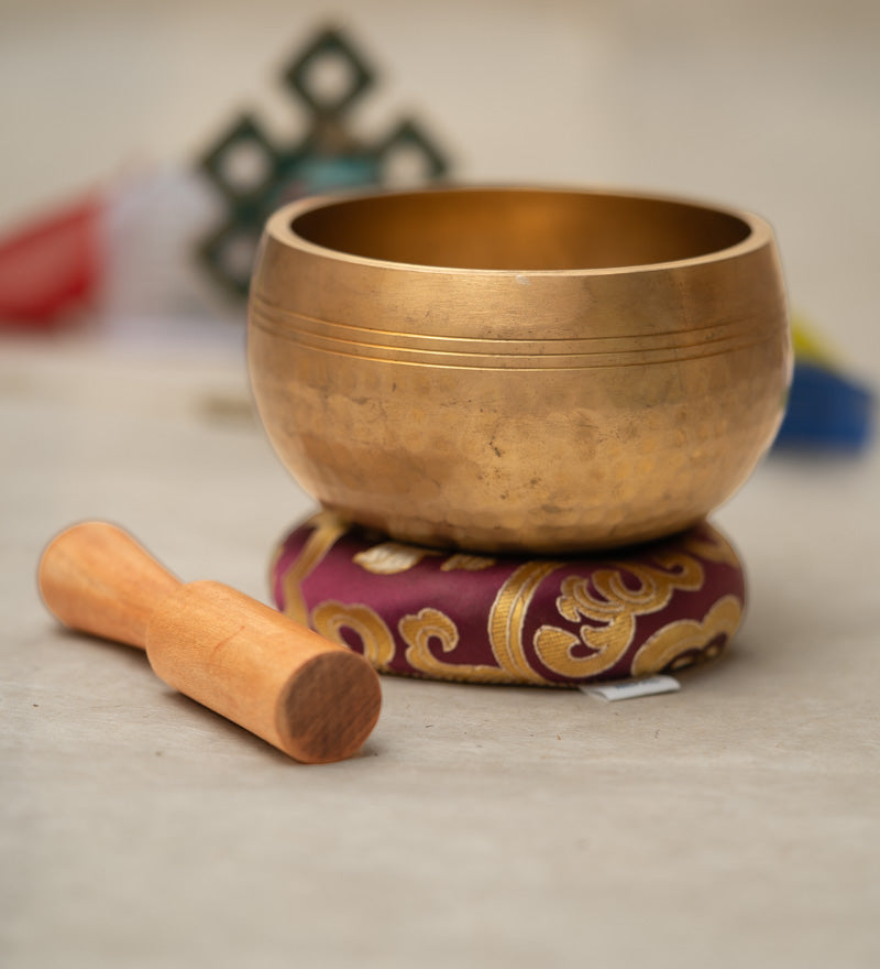 Lingam Singing Bowl