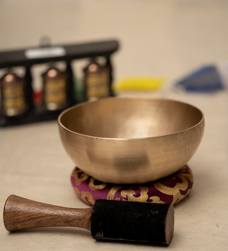 Handmade singing bowl for healers