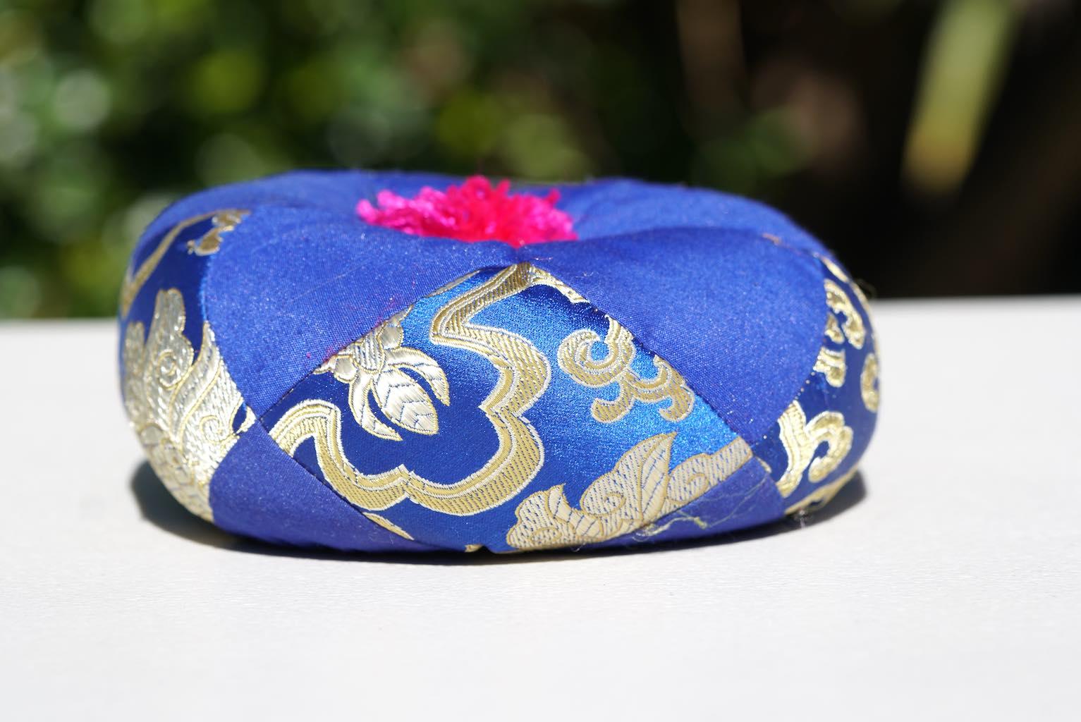 Singing bowl cushion for meditation