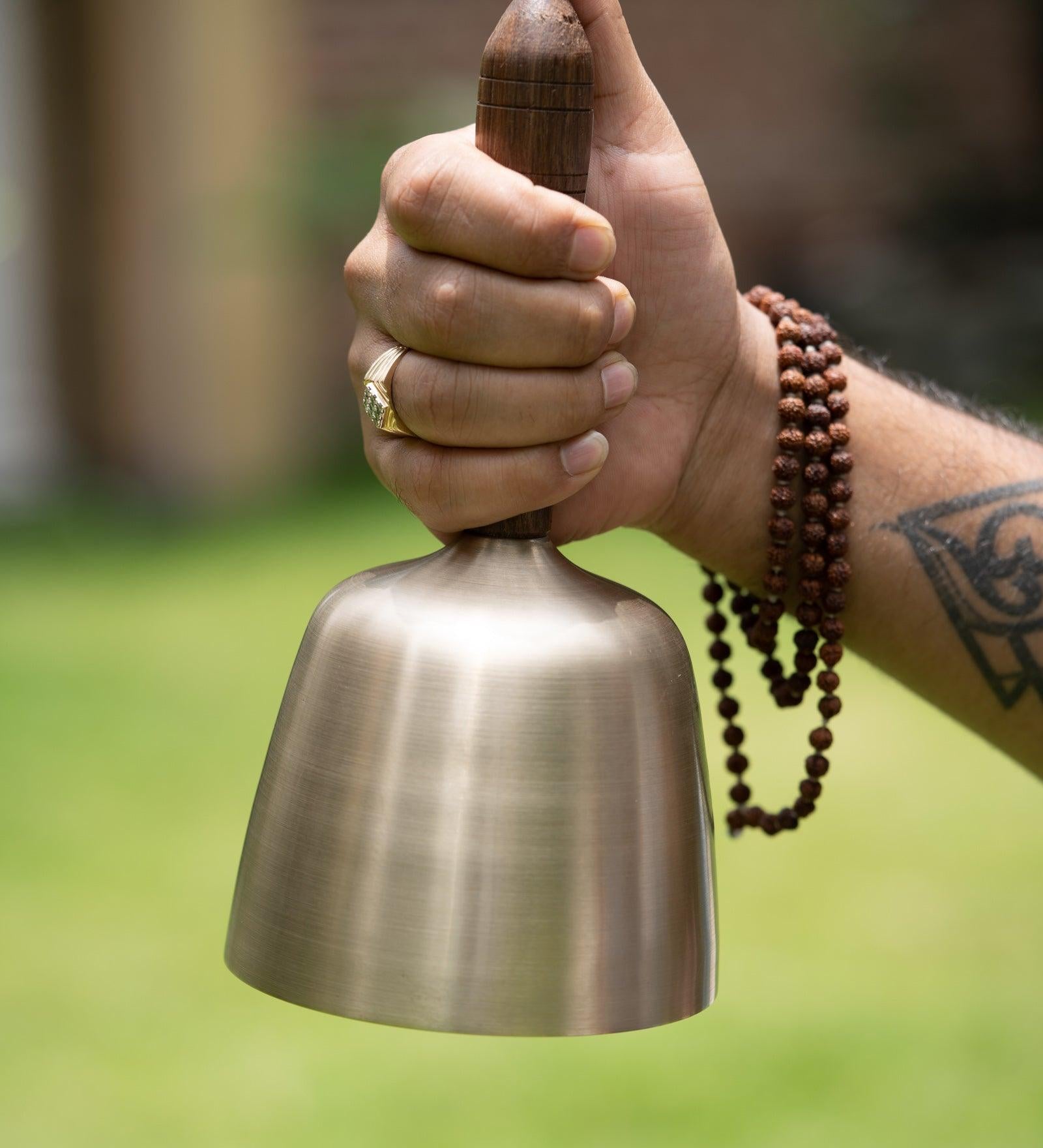 Singing Bowl with Handle for meditation and positive vibration
