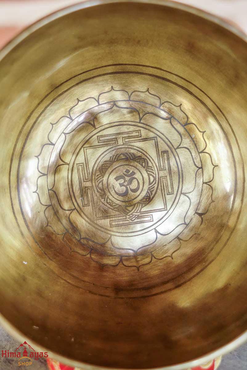 Beautiful singing bowl for sale