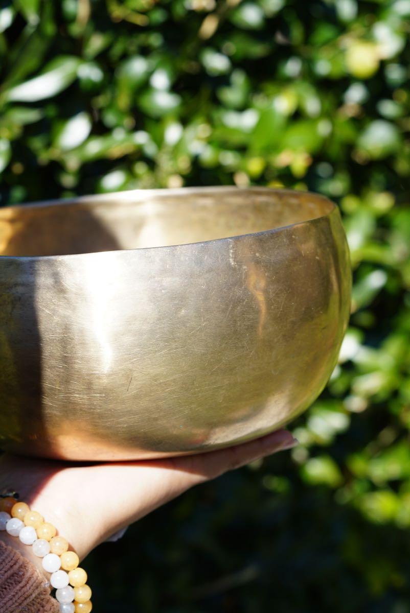 Antique Singing Bowl for sound healing and meditation