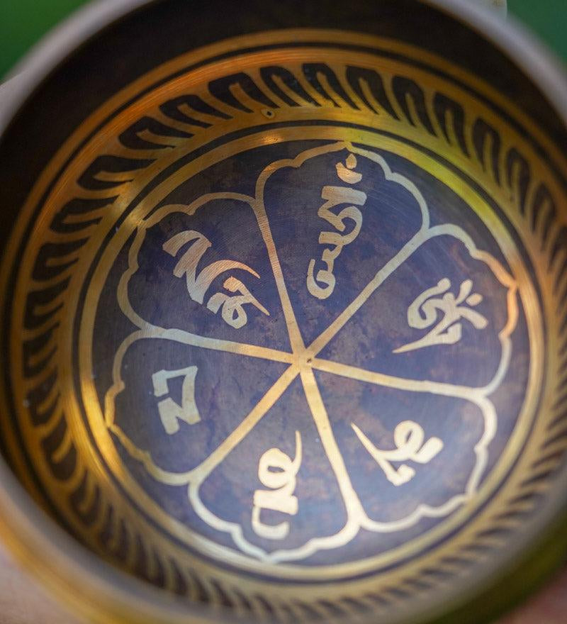 OM Mani Padme Hum Singing bowl - HimalayasShop