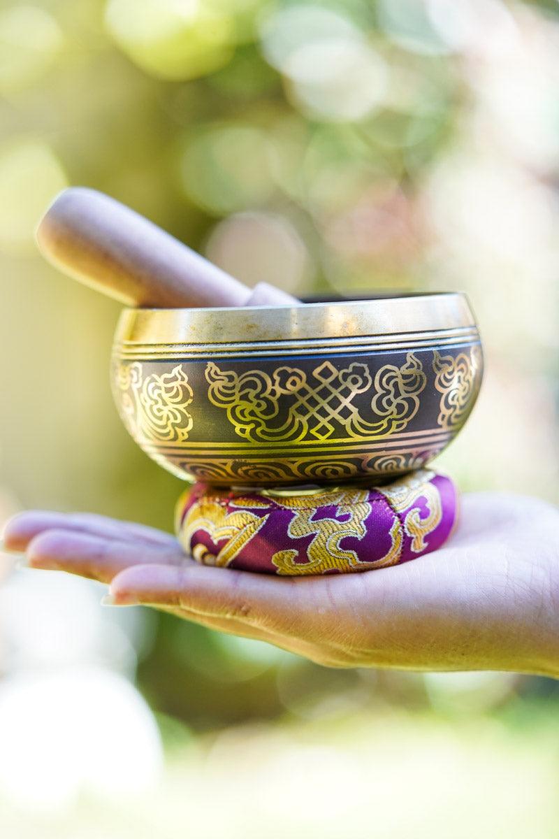 OM Mantra Singing Bowl - Himalayas Shop