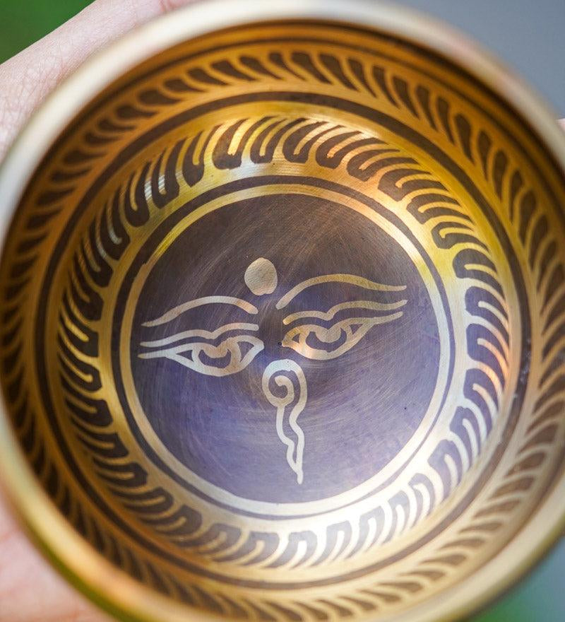 Singing bowl with Buddha Eye for sound healing and meditation