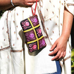 Unique style women purse with hand embroidery, easy to carry and stylist design