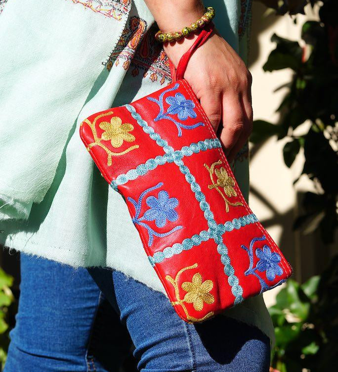 Beautiful handmade wristlet purse with Kashmiri embroidery for everyday use.