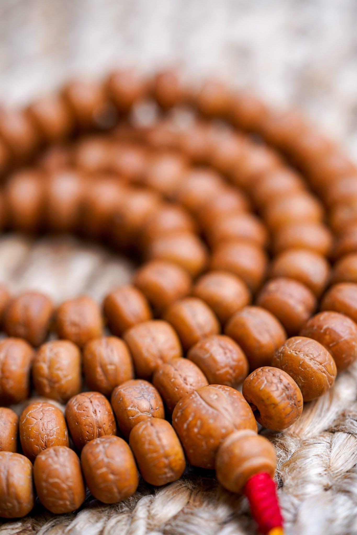 Natural Bodhi Bead Wrist Mala close up