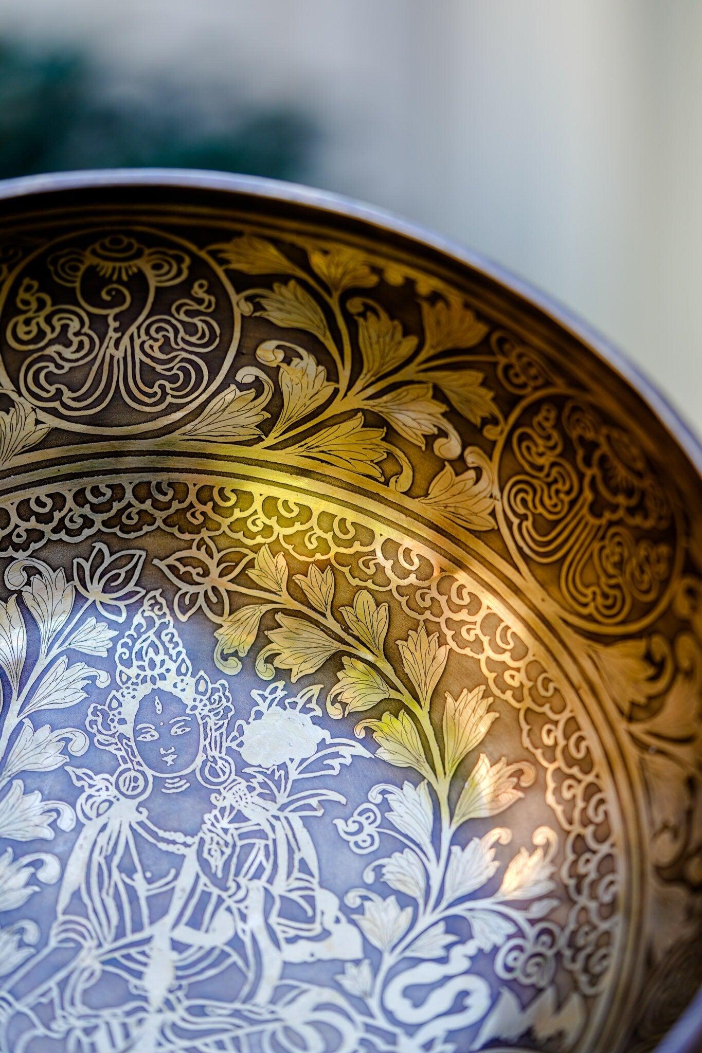 White tara Singing Bowl for healing