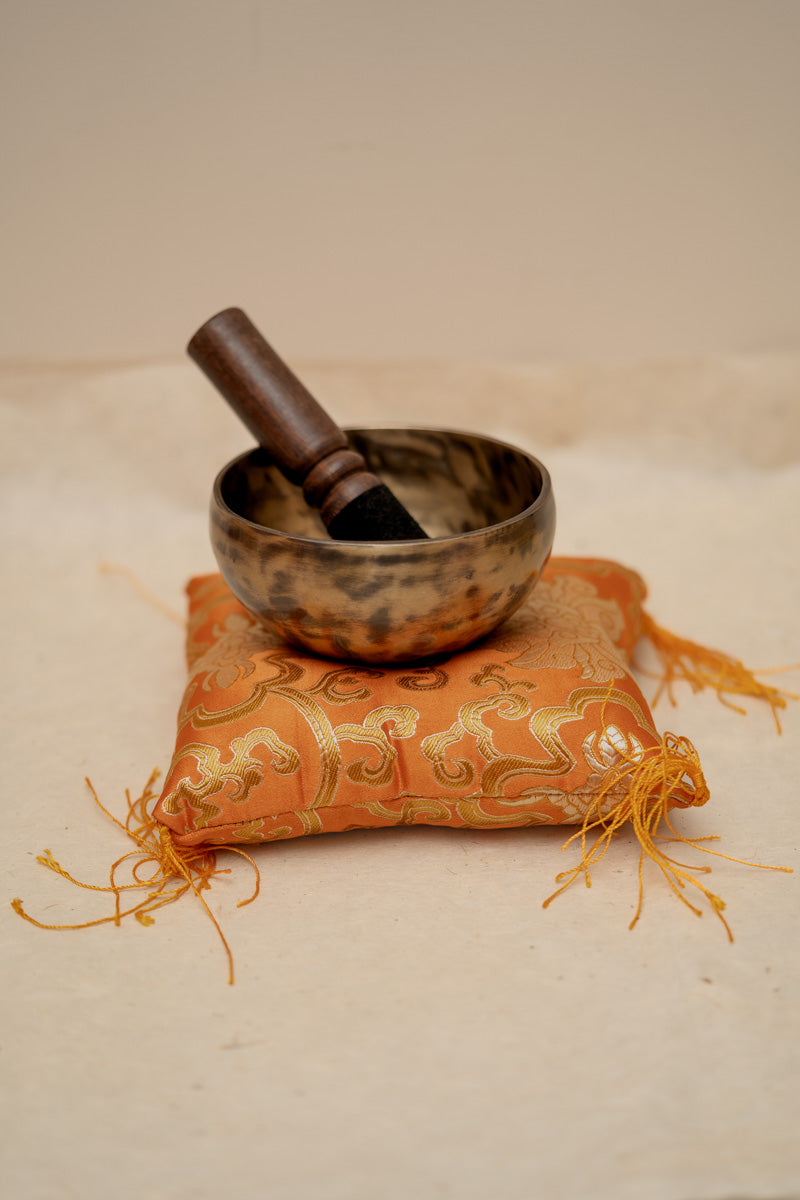 Sacral Chakra Moon Bowl D5 (575Hz)