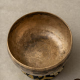 Kopre singing bowl with 432Hz overtone for meditation and sound healing