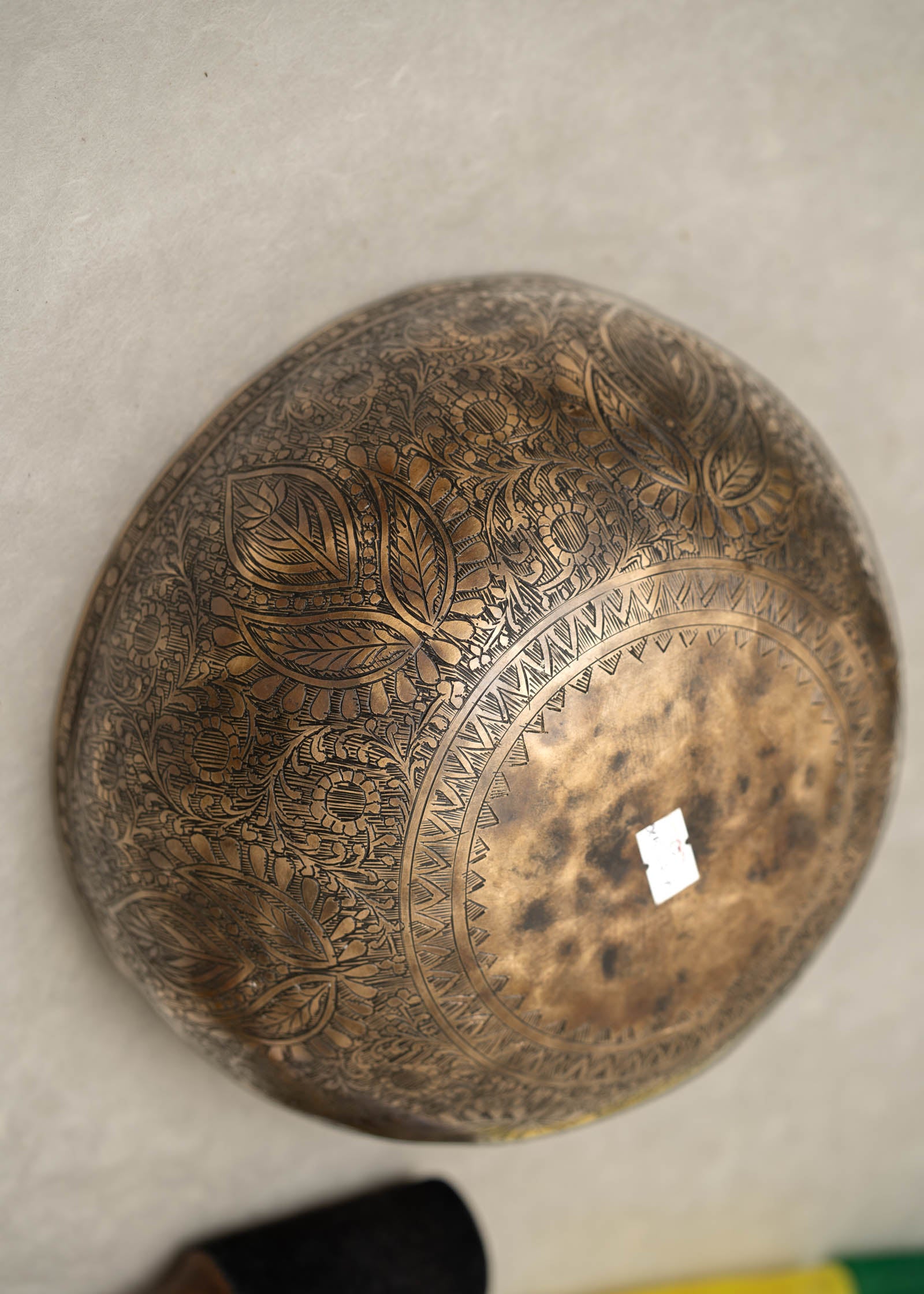 Handmade Himalayan traditional floral ornamental singing bowl carved design tuned to F3 and C5 for throat chakra sound healing