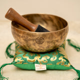 Heart Chakra Moon Bowl F5 (730 Hz) , B3 (250 Hz)