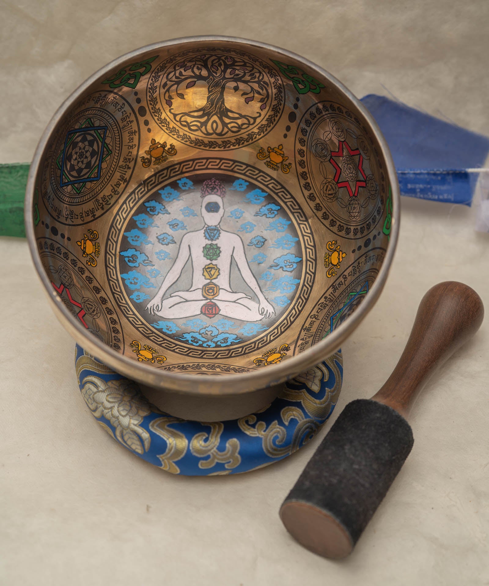  7 Chakra Singing Bowl to align your body's energy centers. Authentic Tibetan Singing Bowl from Nepal
