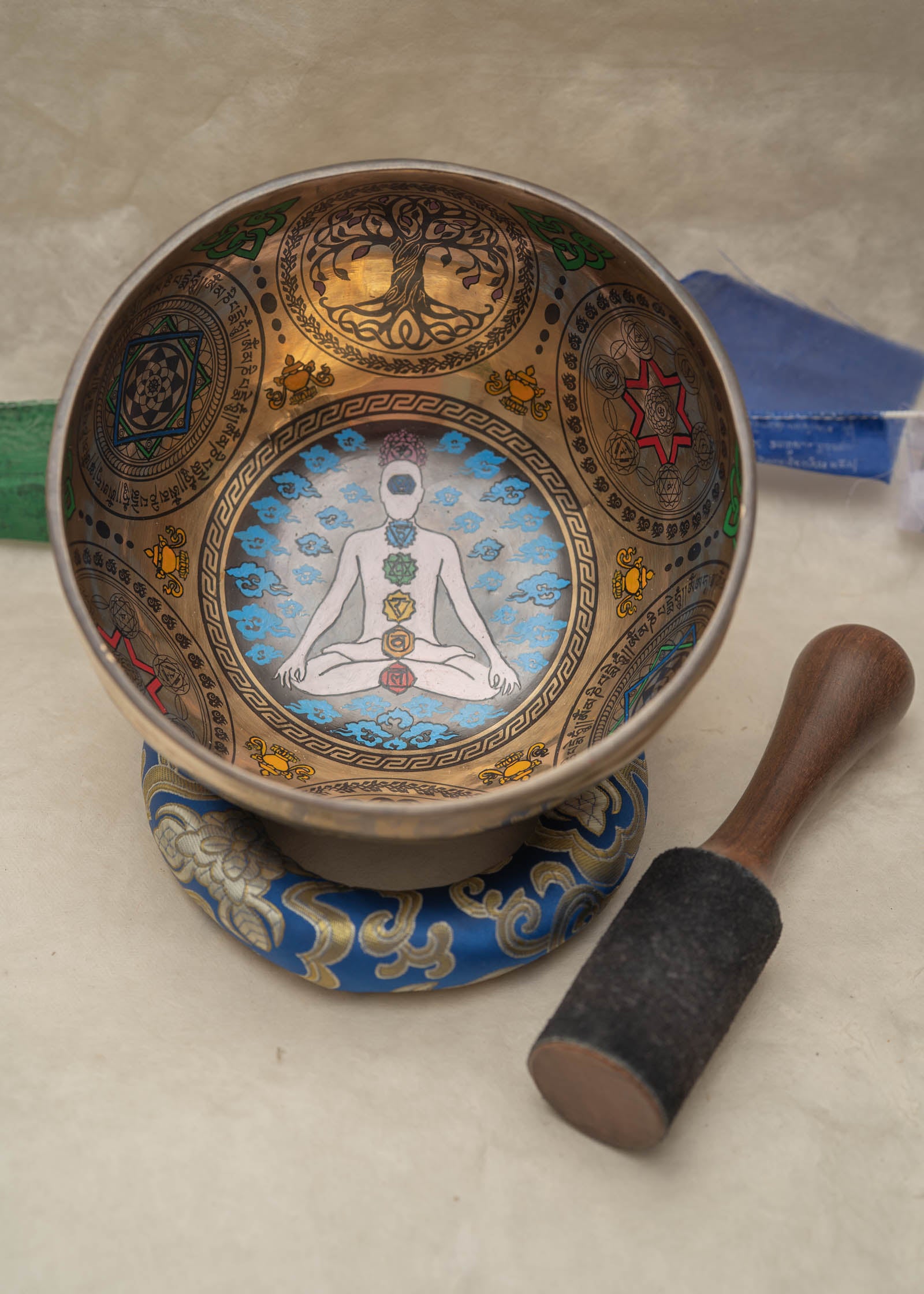  7 Chakra Singing Bowl to align your body's energy centers. Authentic Tibetan Singing Bowl from Nepal

