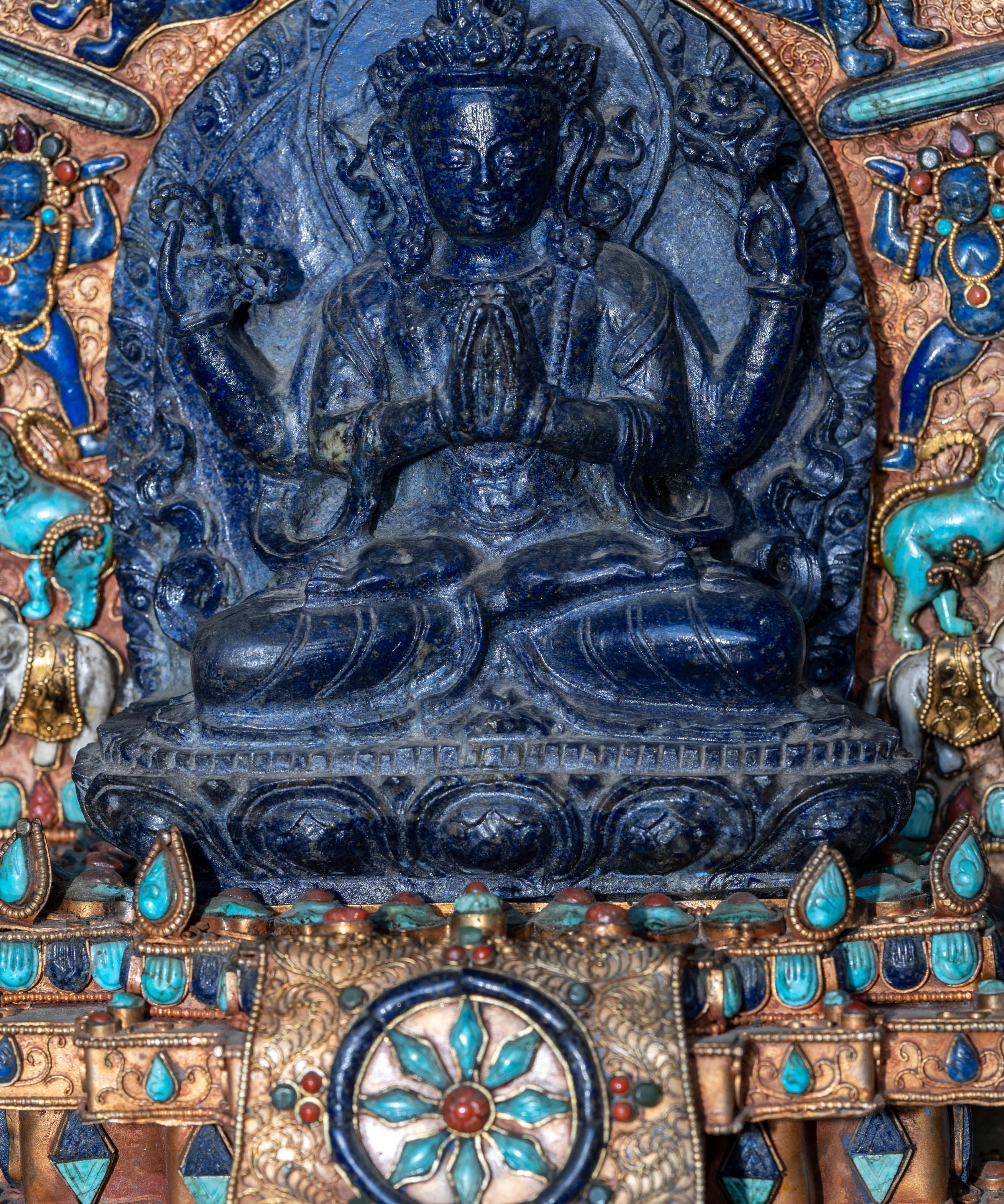 Chengresi Statue on Lapis Stone.