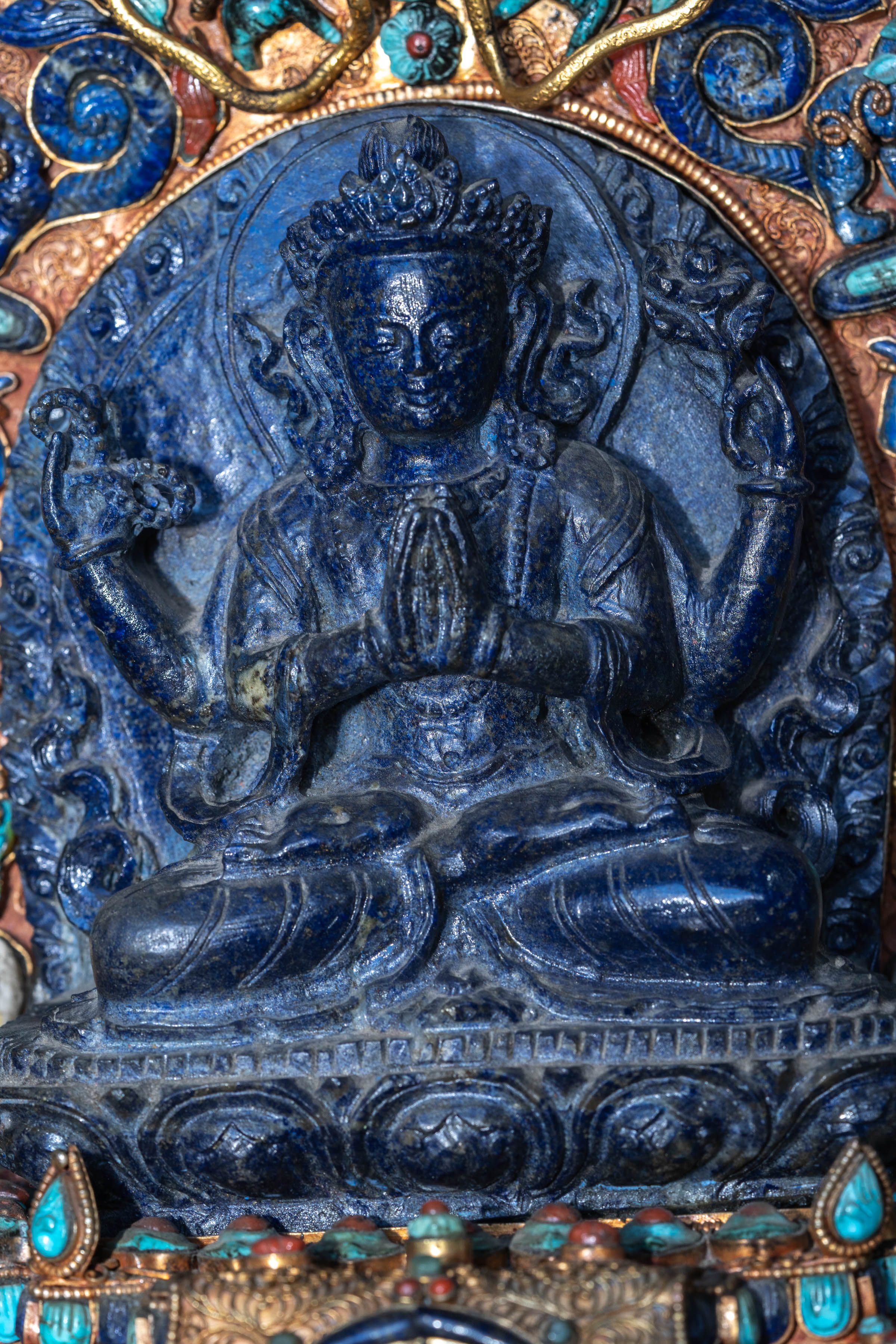 Chengresi Statue on Lapis Stone.