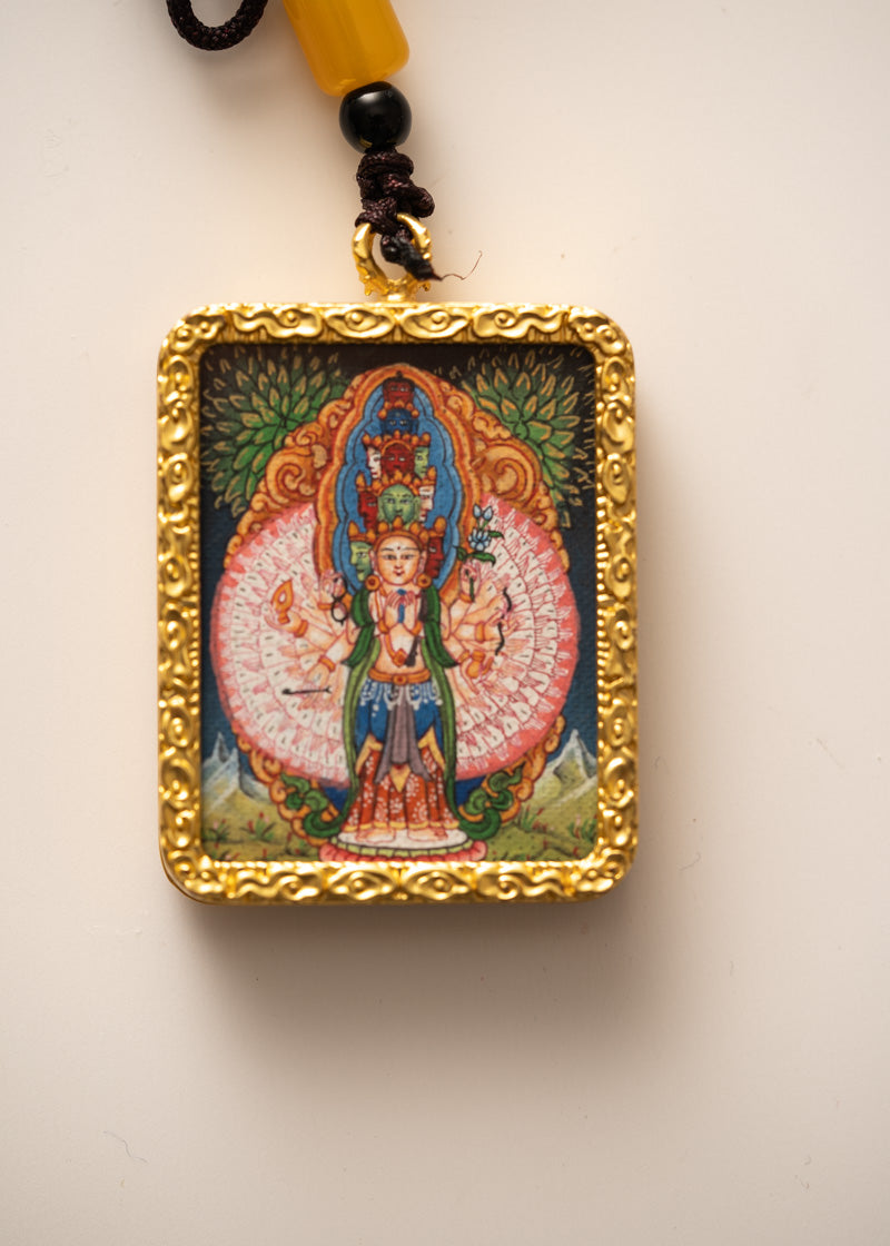  Avalokiteshvara Ghau Thangka Locket