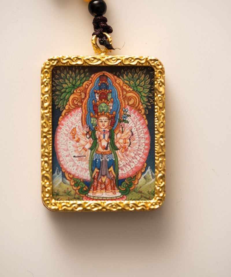  Avalokiteshvara Ghau Thangka Locket