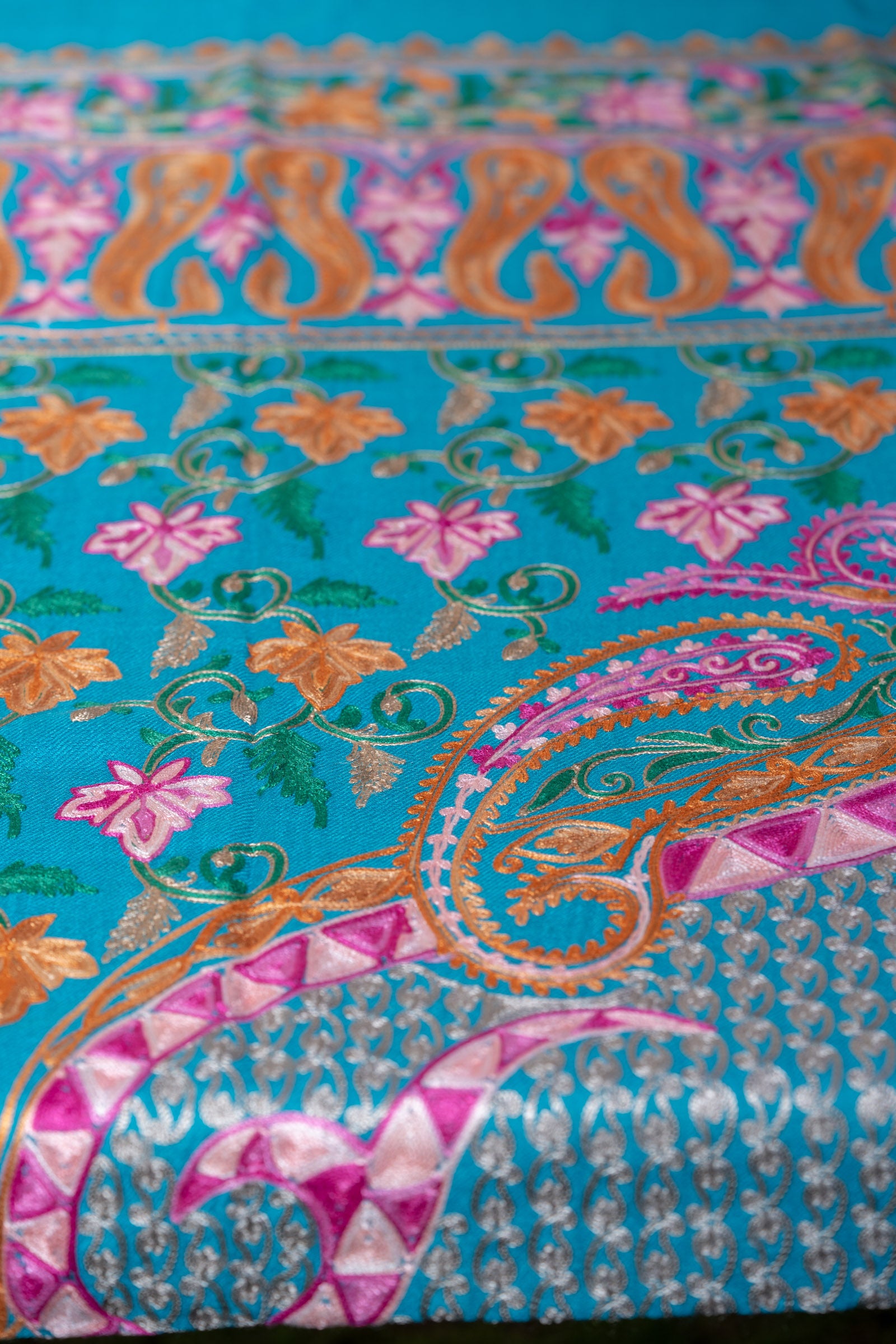 Floral Pattern Pashmina Shawl for special occasions.