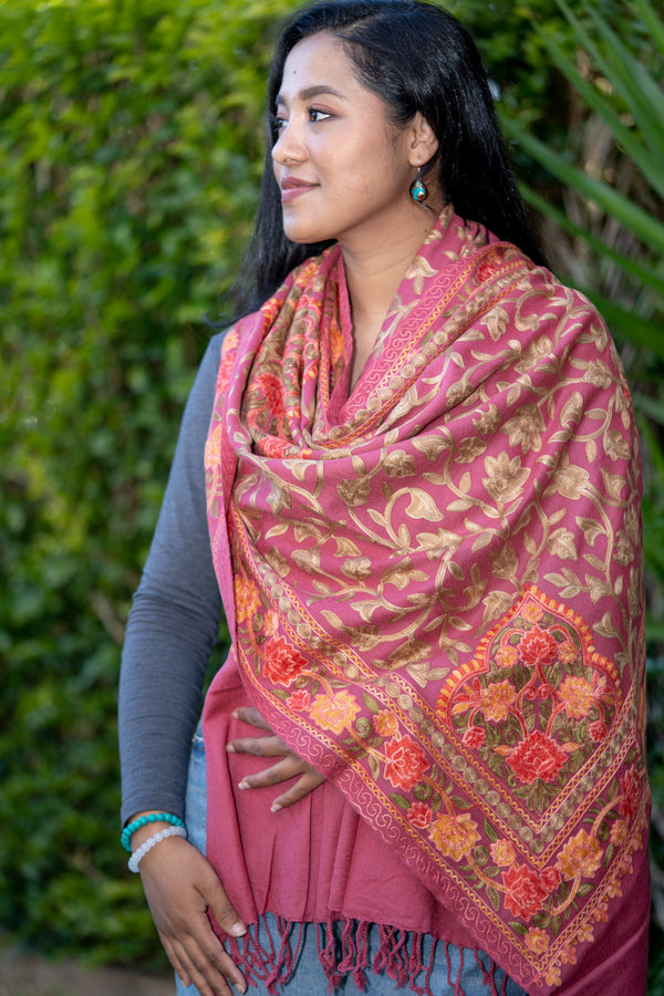 Cashmere Pashmina Shawl for everyday wear.