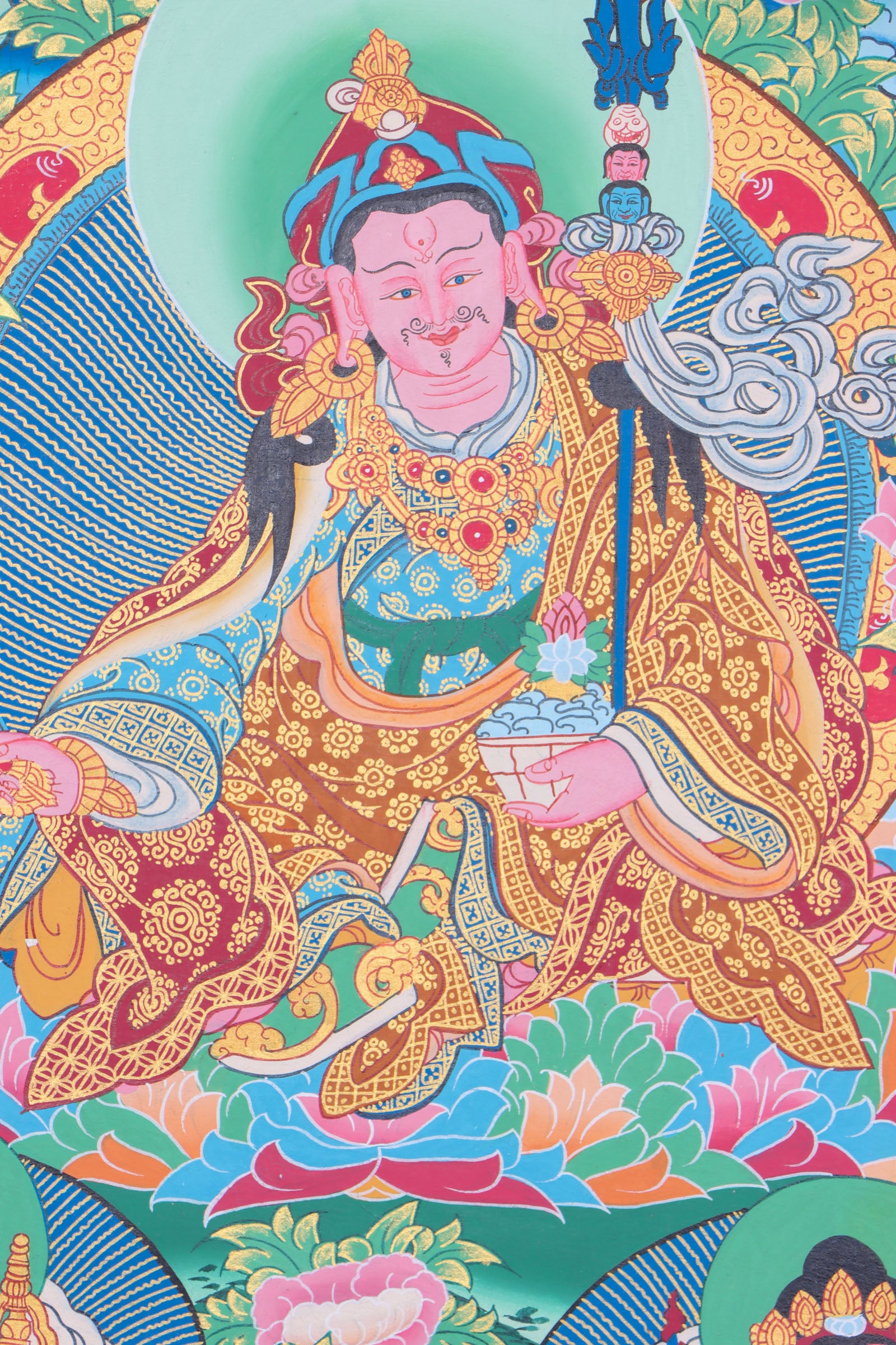 Guru Rinpoche Thangka helps to cultivate devotion, faith, and a connection to Guru Rinpoche's wisdom and compassion.