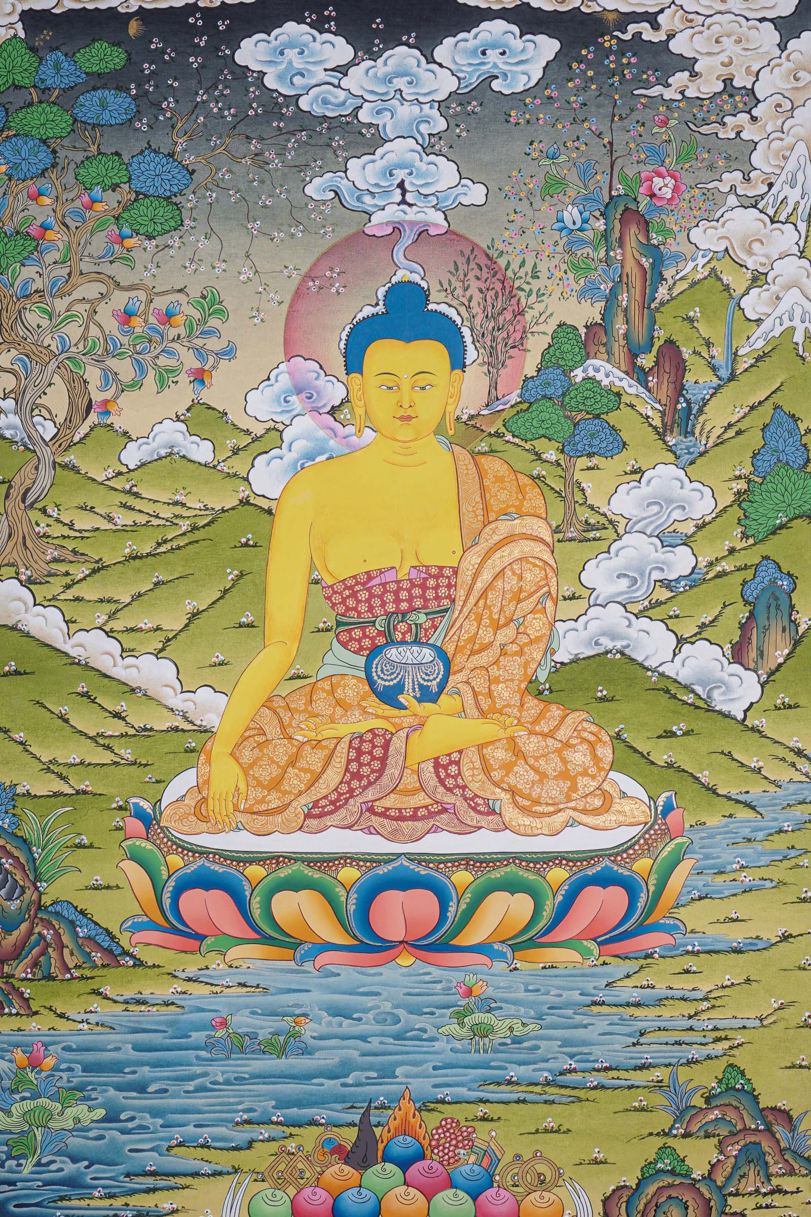Shakyamuni Buddha Thangka for prayer and meditation.