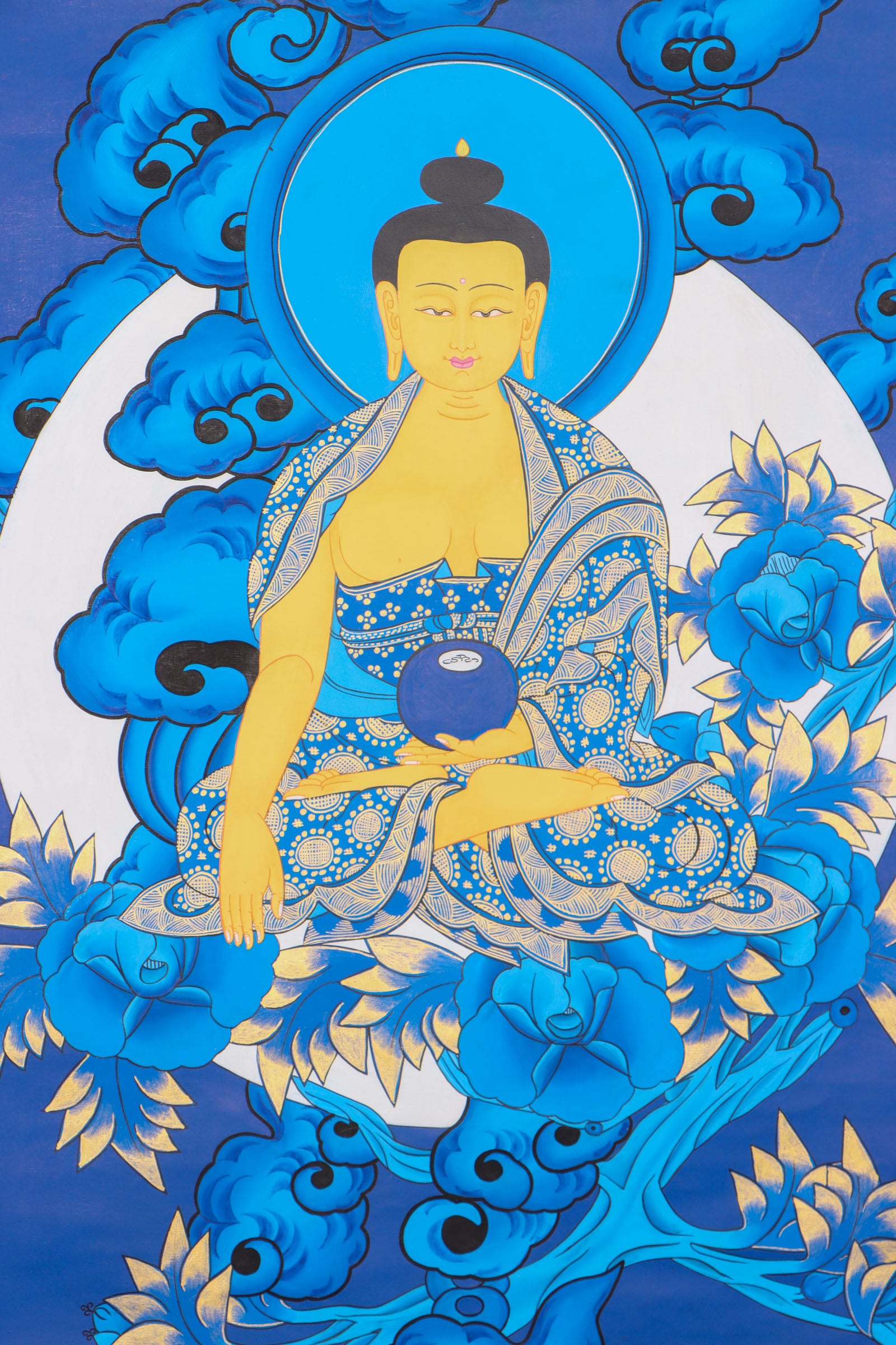 Shakyamuni Buddha Thangka for meditation and prayer.