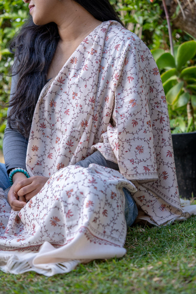 Pashmina shawl for girls made from himalayas