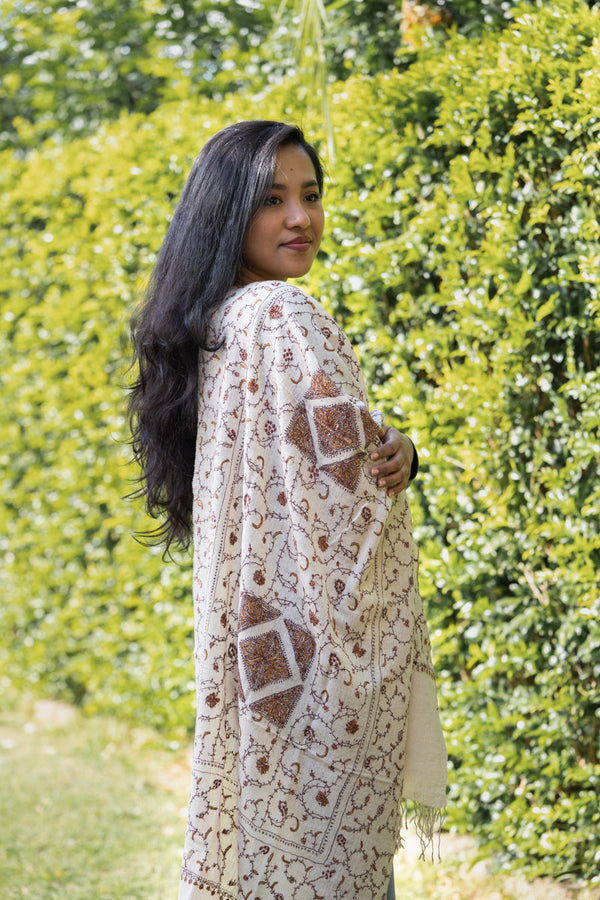 Long Pashmina Shawl ideal for any season.