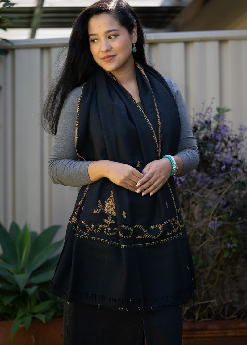 Light Embroidery Pashmina Shawl - Shop now from Himalayas shop
