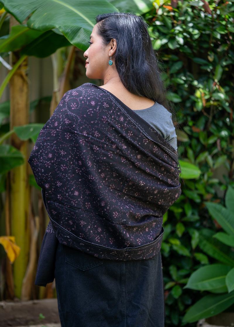 Light Embroidered Pashmina Shawl - Authentic Cashmere Shawl