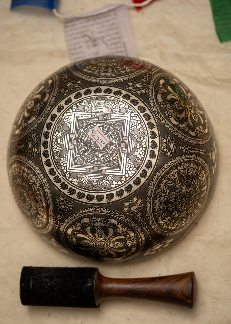 Shakyamuni Buddha Singing Bowl for meditation.