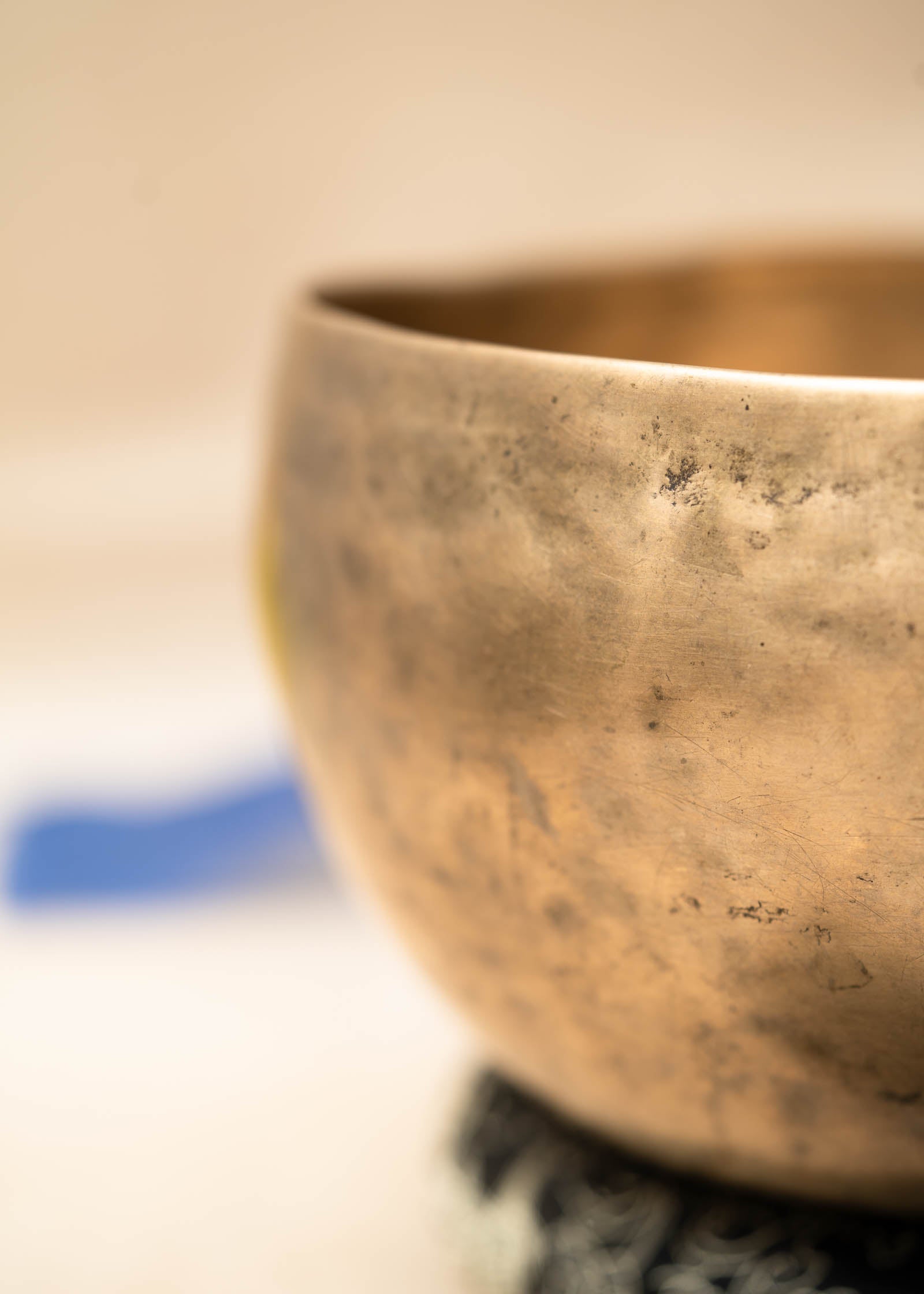 Kopre Singing Bowl (Lower F#3 & Higher C3)