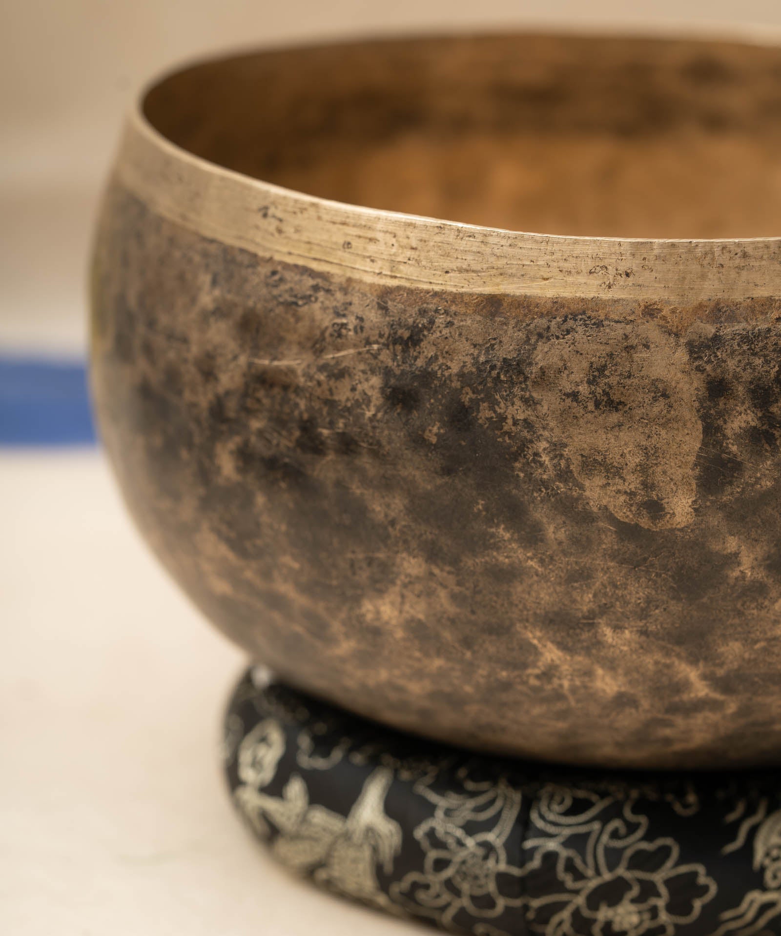 Kopre Singing Bowl - Antique Tibetan Bowl