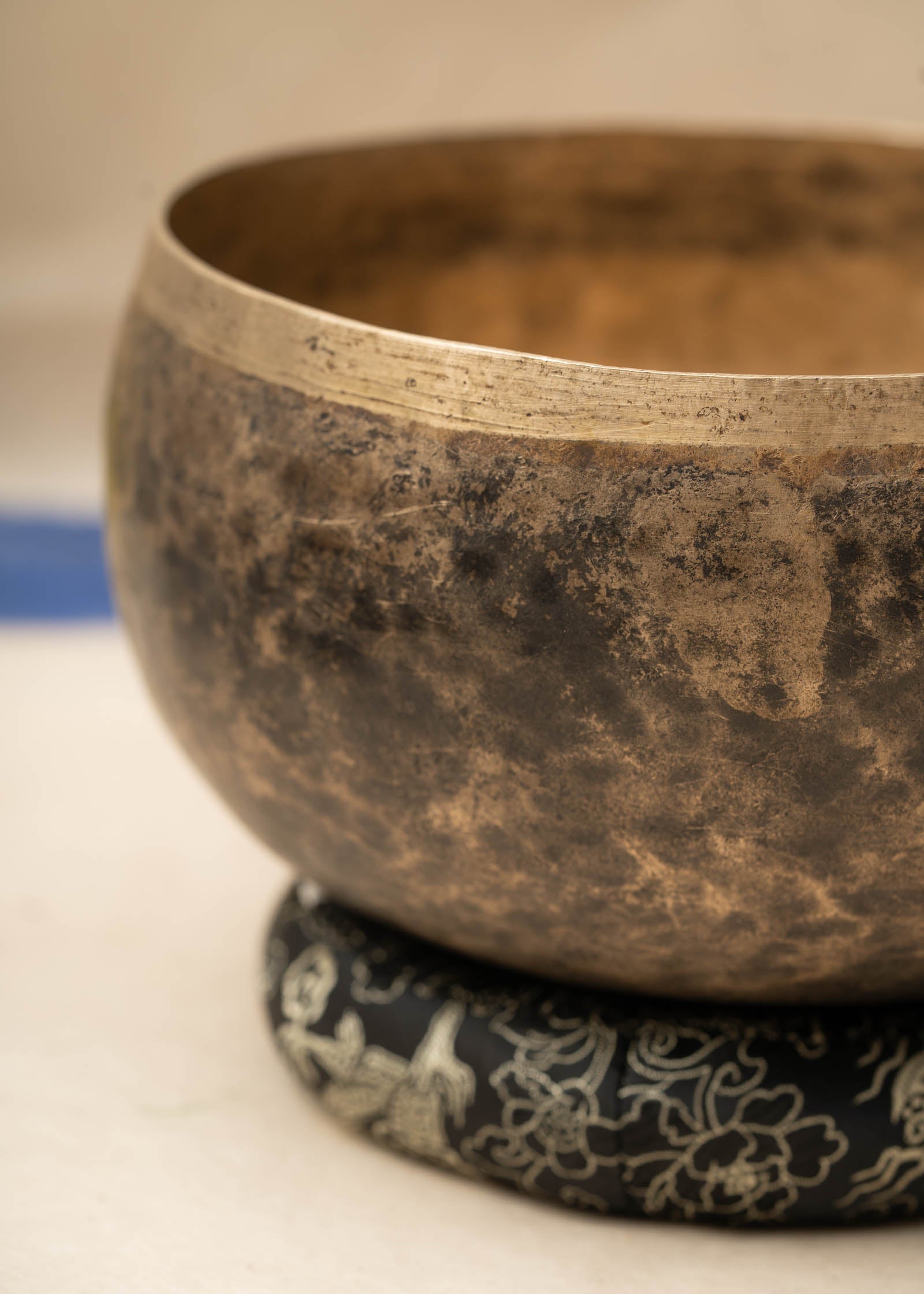 Kopre Singing Bowl - Antique Tibetan Bowl