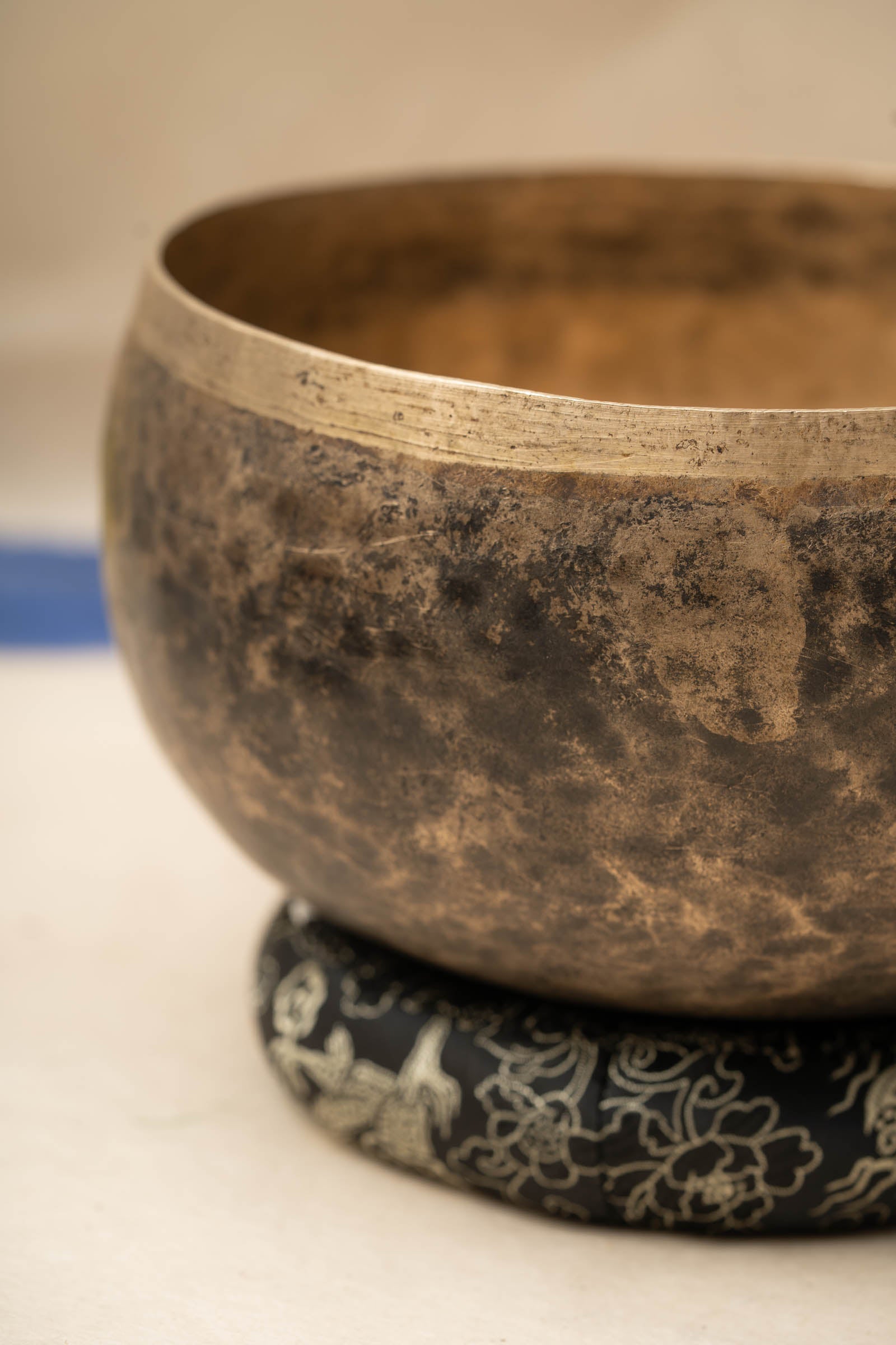 Kopre Singing Bowl - Antique Tibetan Bowl