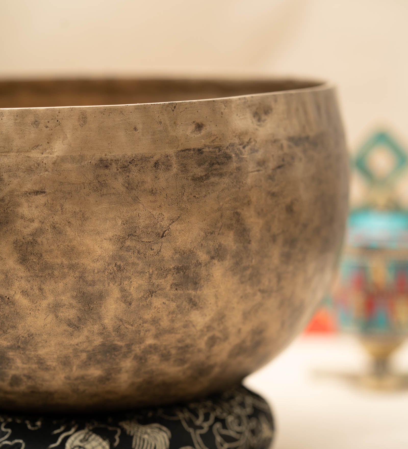 Kopre Singing Bowl (Lower B2 & Higher F4#)