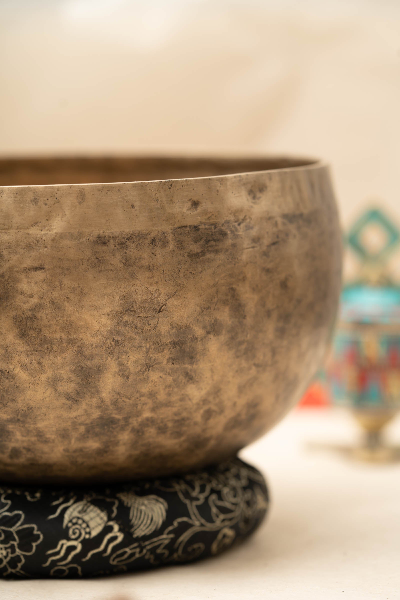 Kopre Singing Bowl (Lower B2 & Higher F4#)