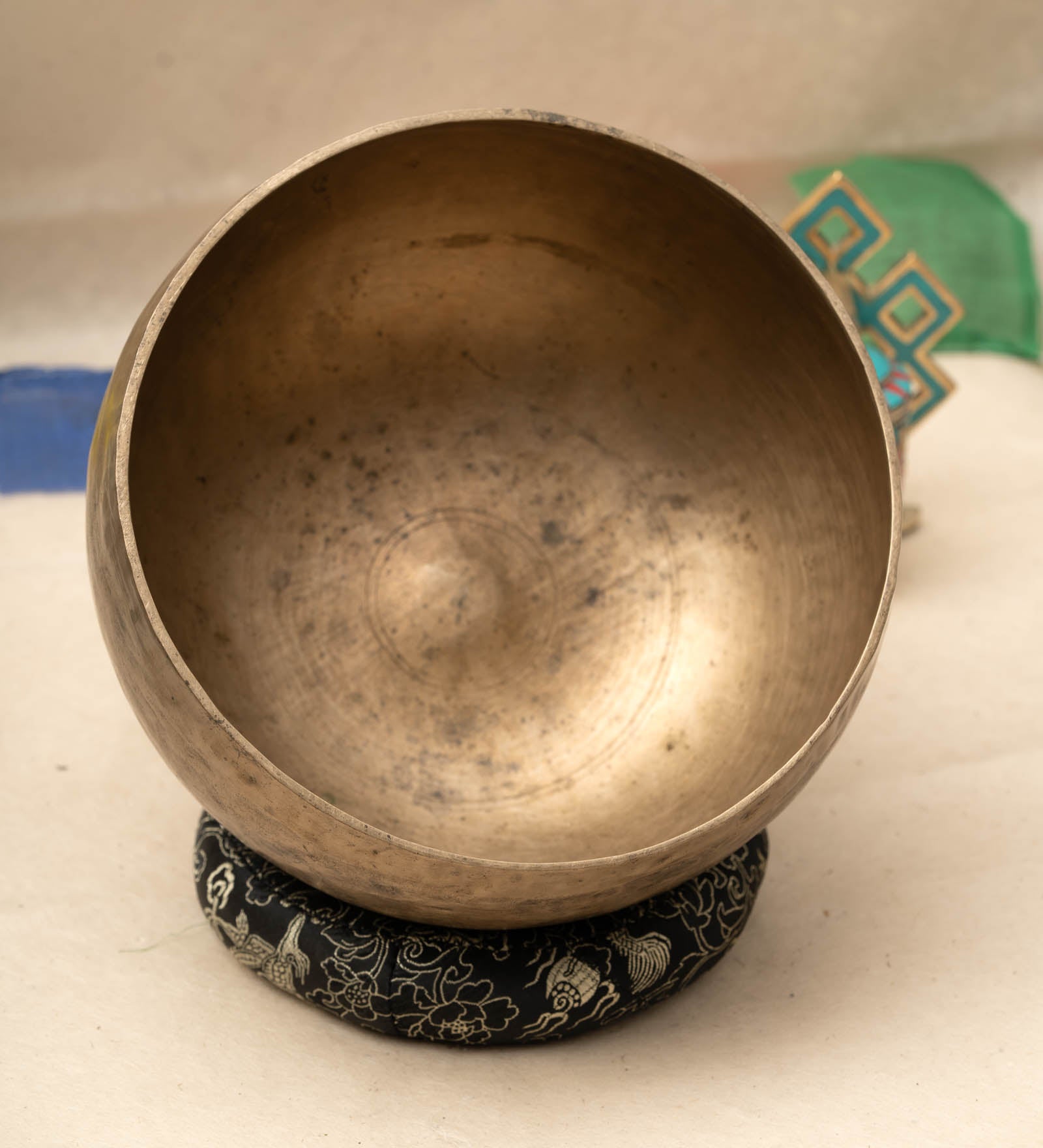 Kopre Singing Bowl (Lower B2 & Higher F4#)