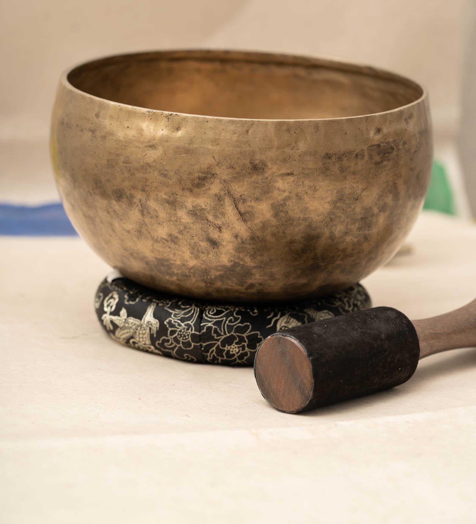 Kopre Singing Bowl (Lower B2 & Higher F4#)