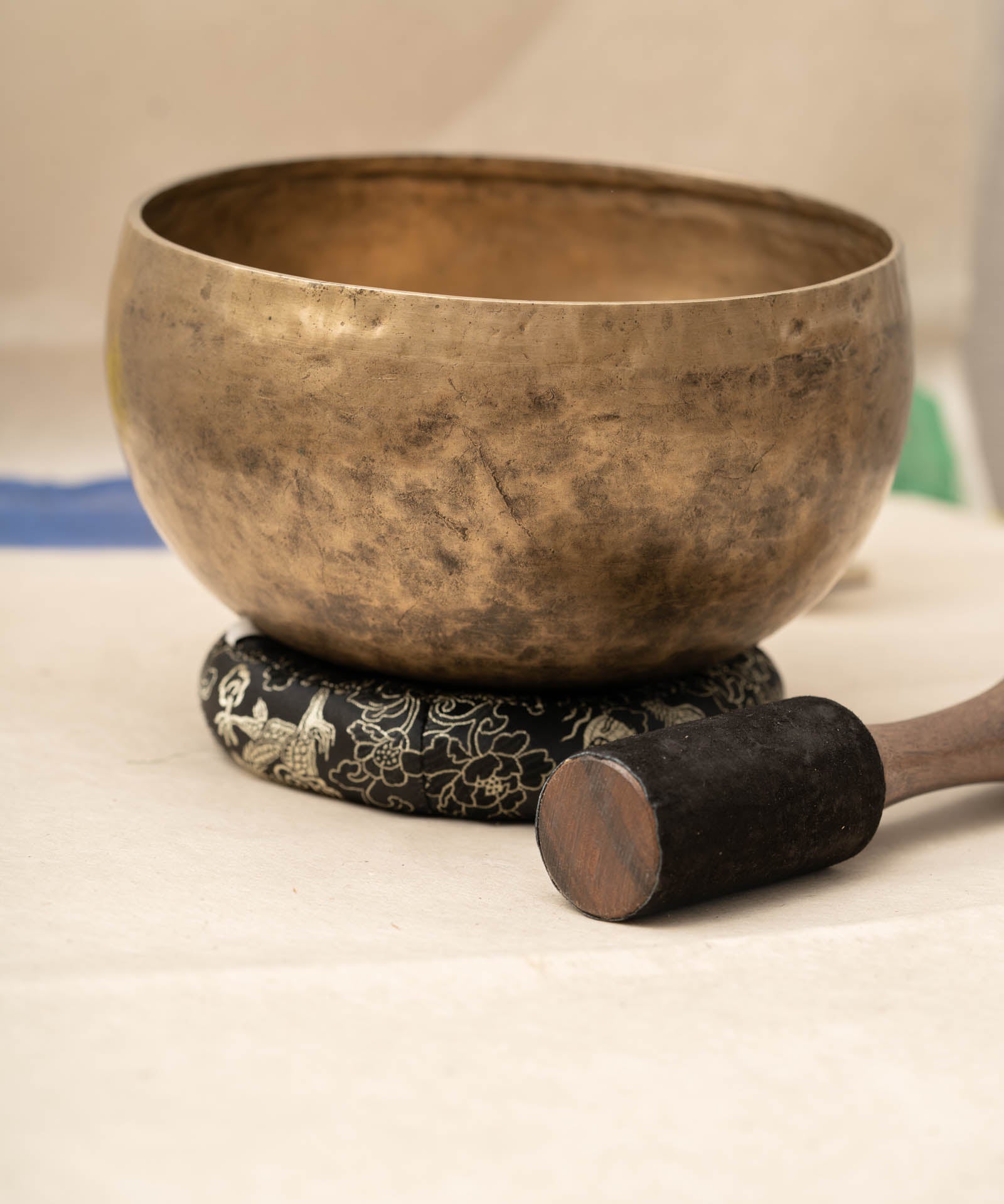 Kopre Singing Bowl (Lower B2 & Higher F4#)
