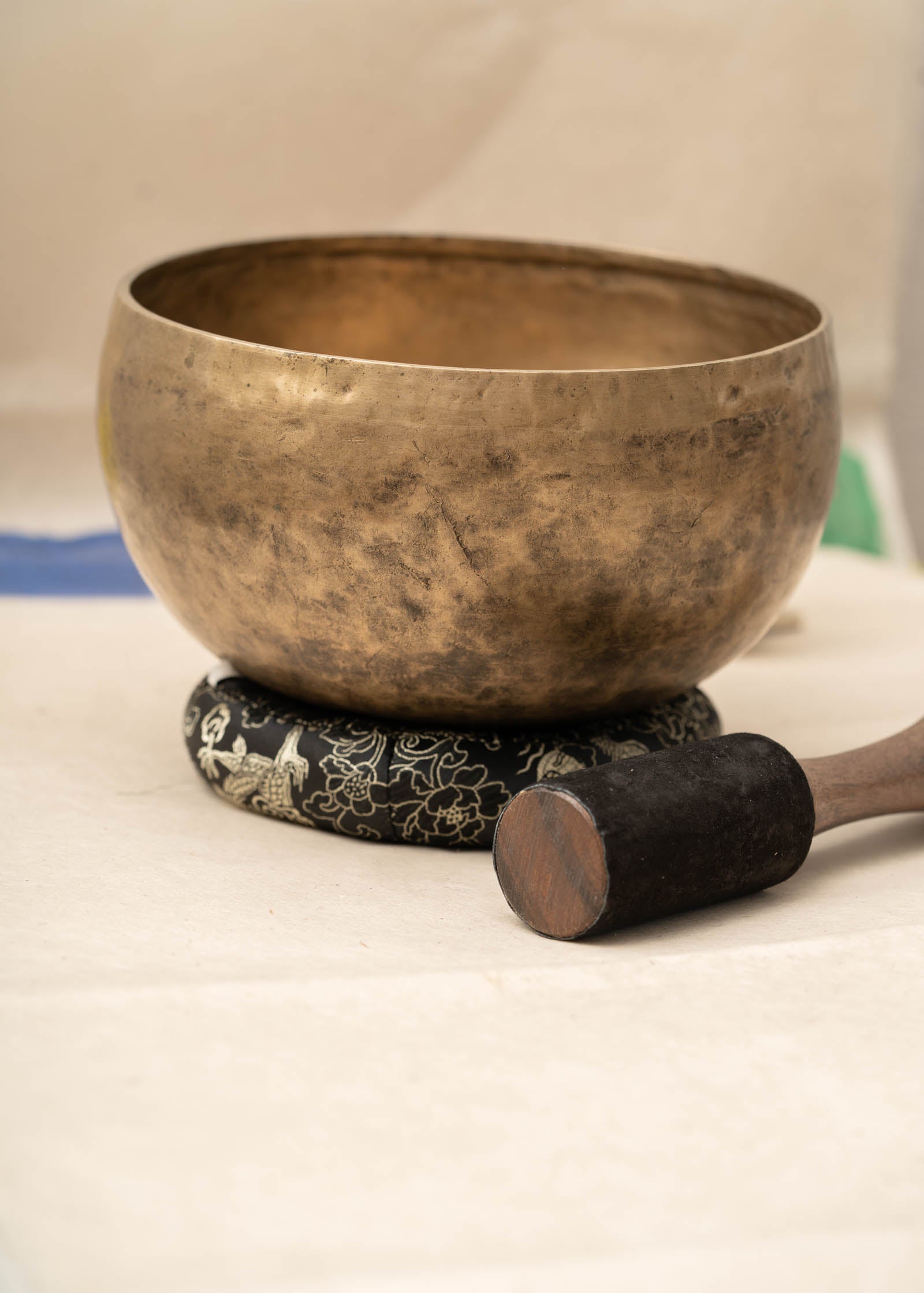 Kopre Singing Bowl (Lower B2 & Higher F4#)