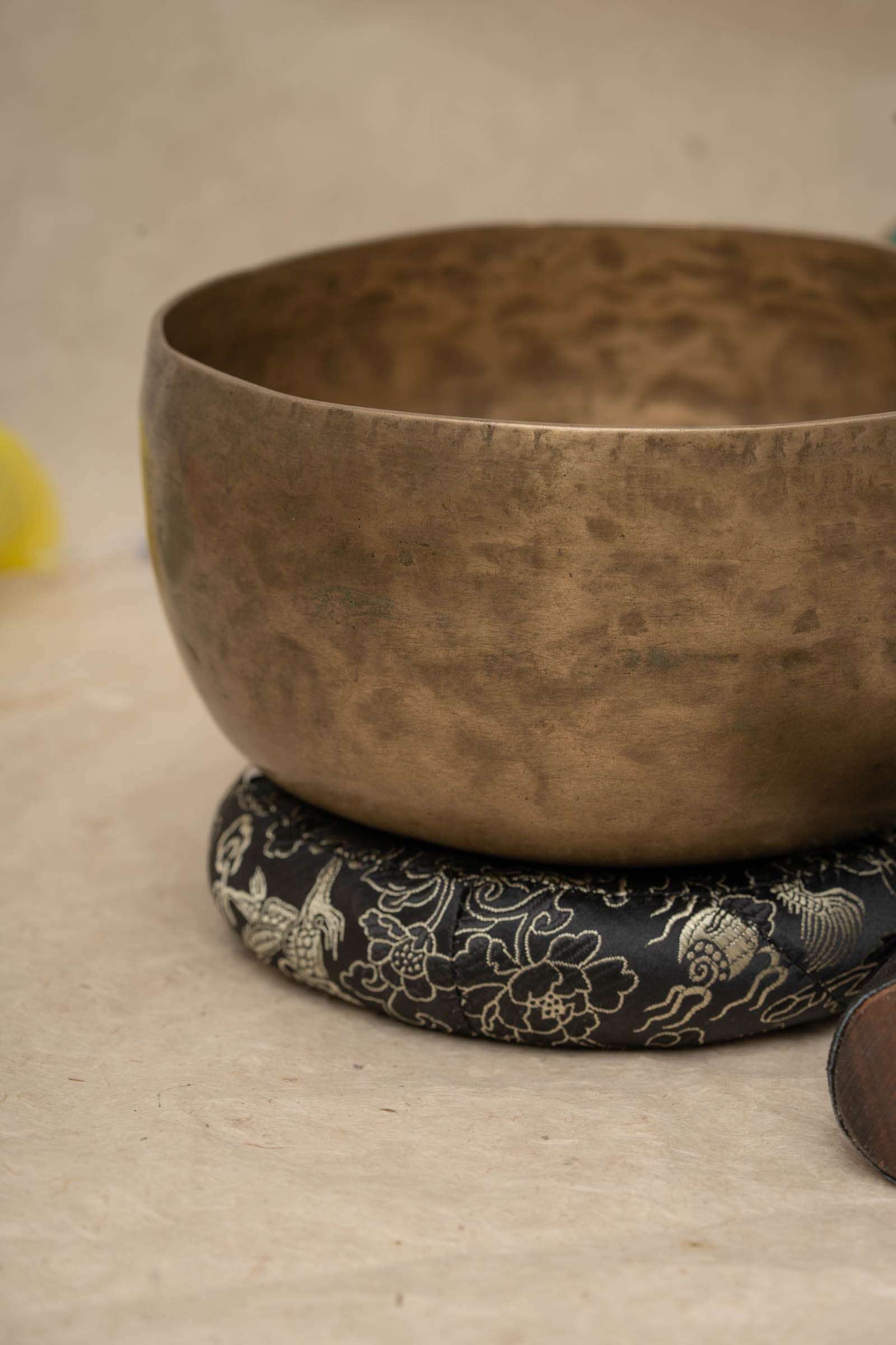 Thadobati Singing Bowl (Lower G3 & Higher C5) - Antique Tibetan Bowl