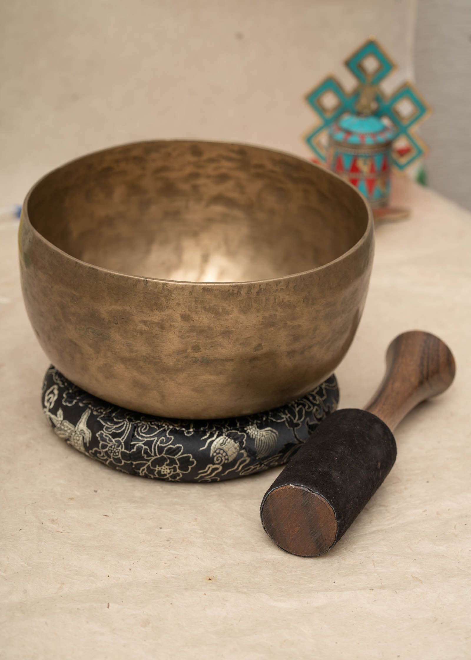 Thadobati Singing Bowl (Lower G3 & Higher C5) - Antique Tibetan Bowl