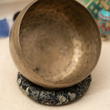 Thadobati Singing Bowl (Lower E3 & Higher B4) for chakra healing