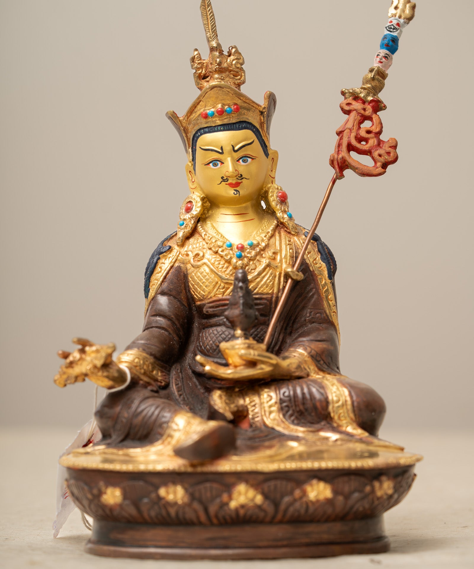Guru Rinpoche Statue for Prayer and Mediation.